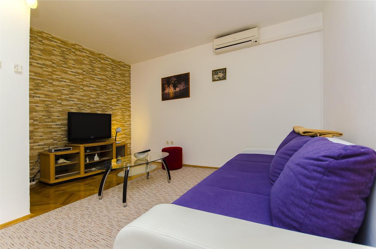 Apartments Karlo Trogir Exterior photo